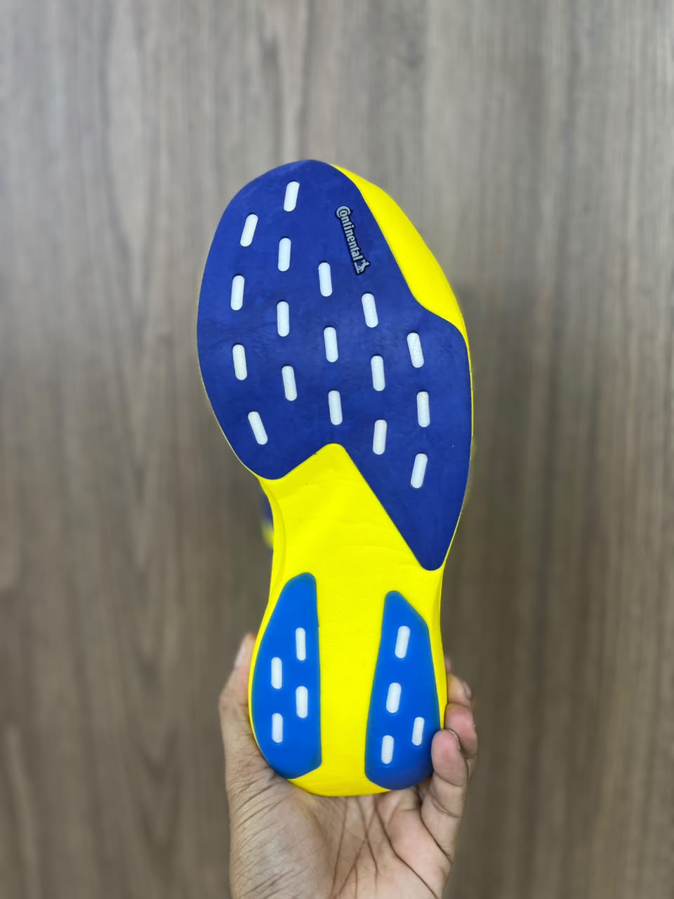 Adidas Evo SL - Amarillo - Azul