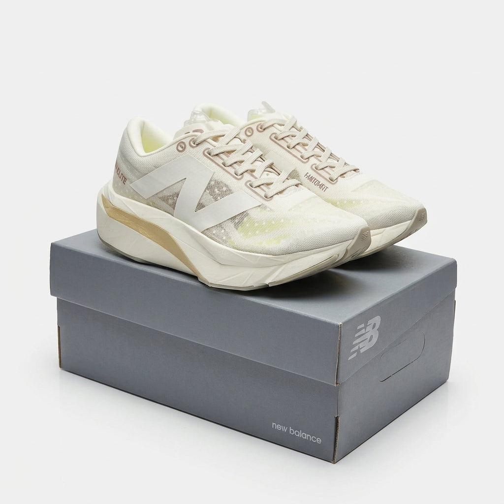 New Balance FuelCell SC Elite V4