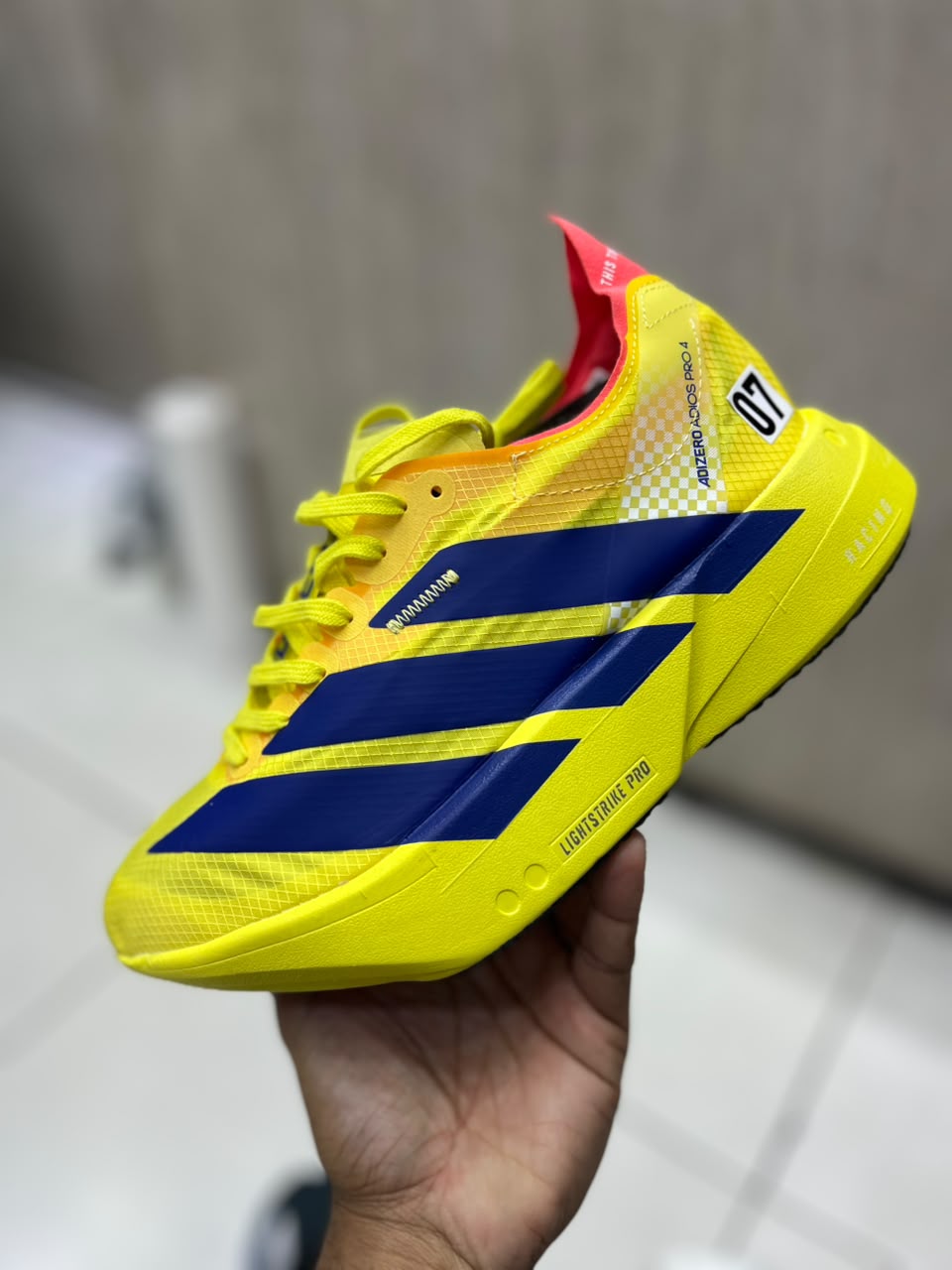 Adidas Adizero Adios Pro 4 - Amarillo - Azul