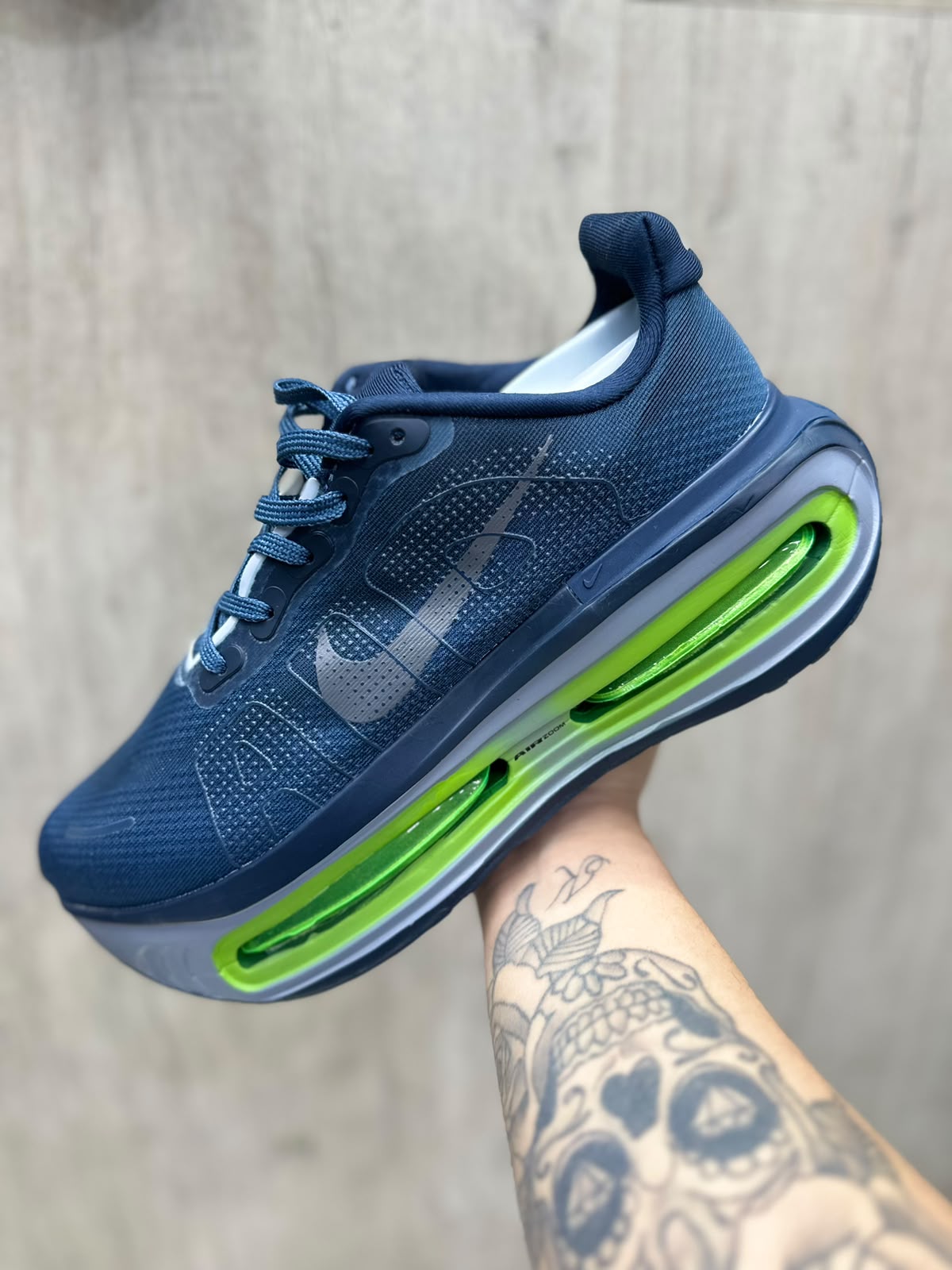 Nike Vomero Premium - Azul Marino
