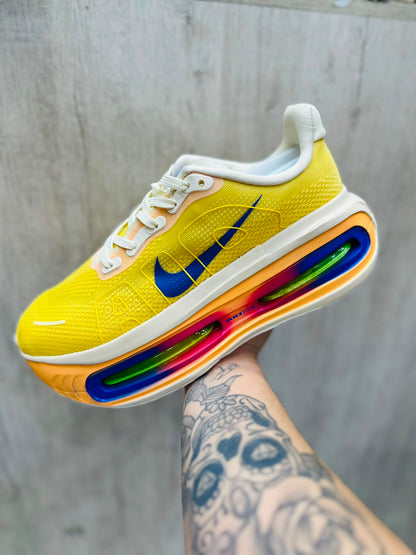 Nike Vomero Premium - Amarrillo | Multicolor