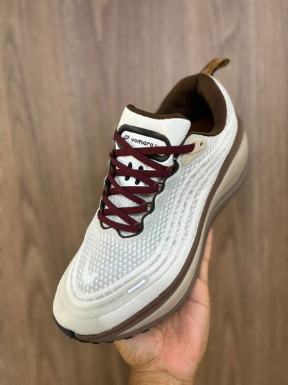 Nike Vomero Plus - Blanco | Marrón