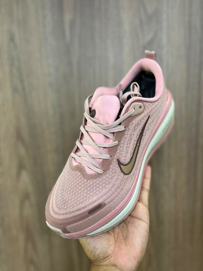 Nike Vomero Plus - Rosa Viejo | Beige