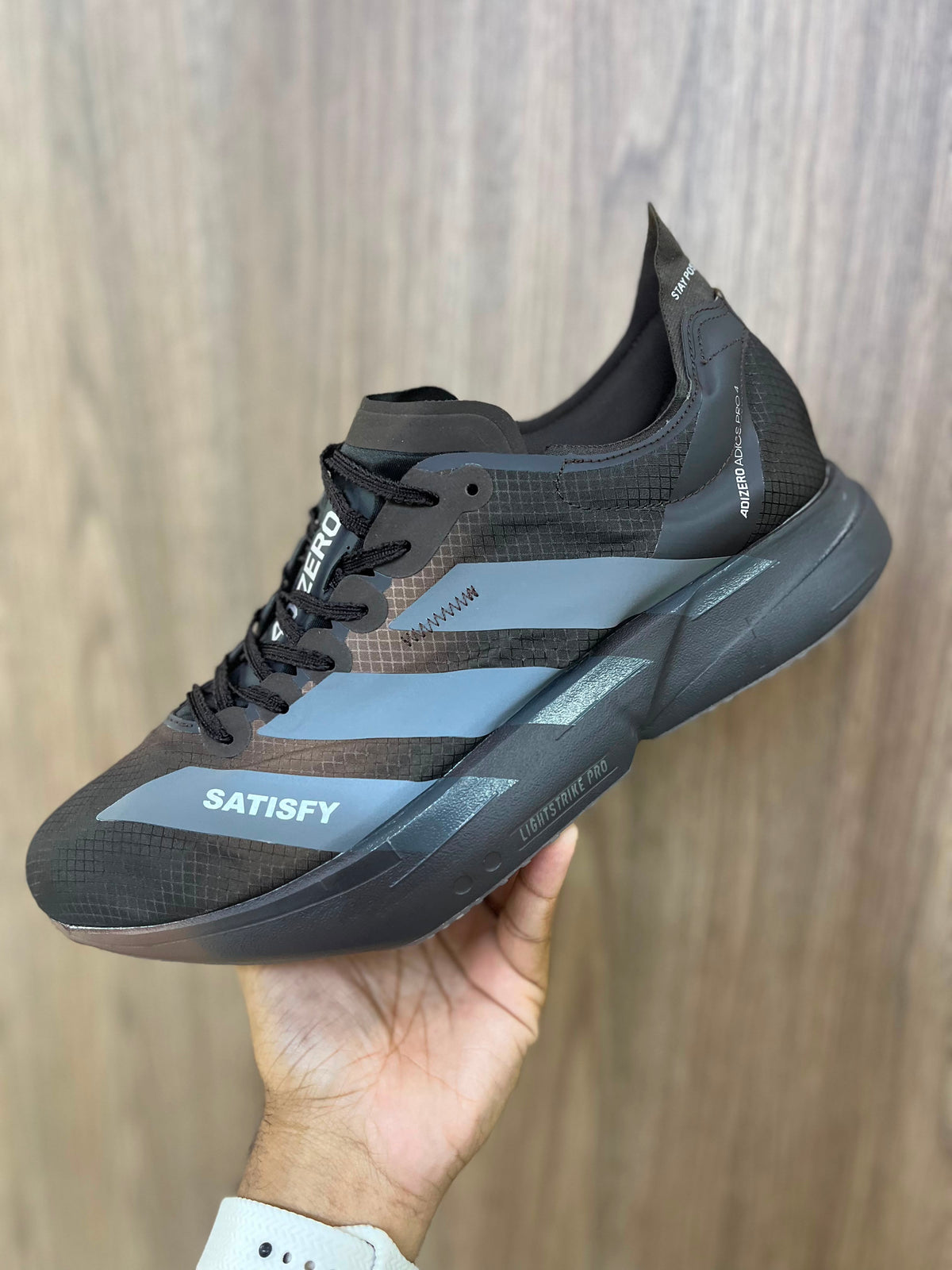 Adidas Adizero Adios Pro 4 - Negro/Marrón - Celeste