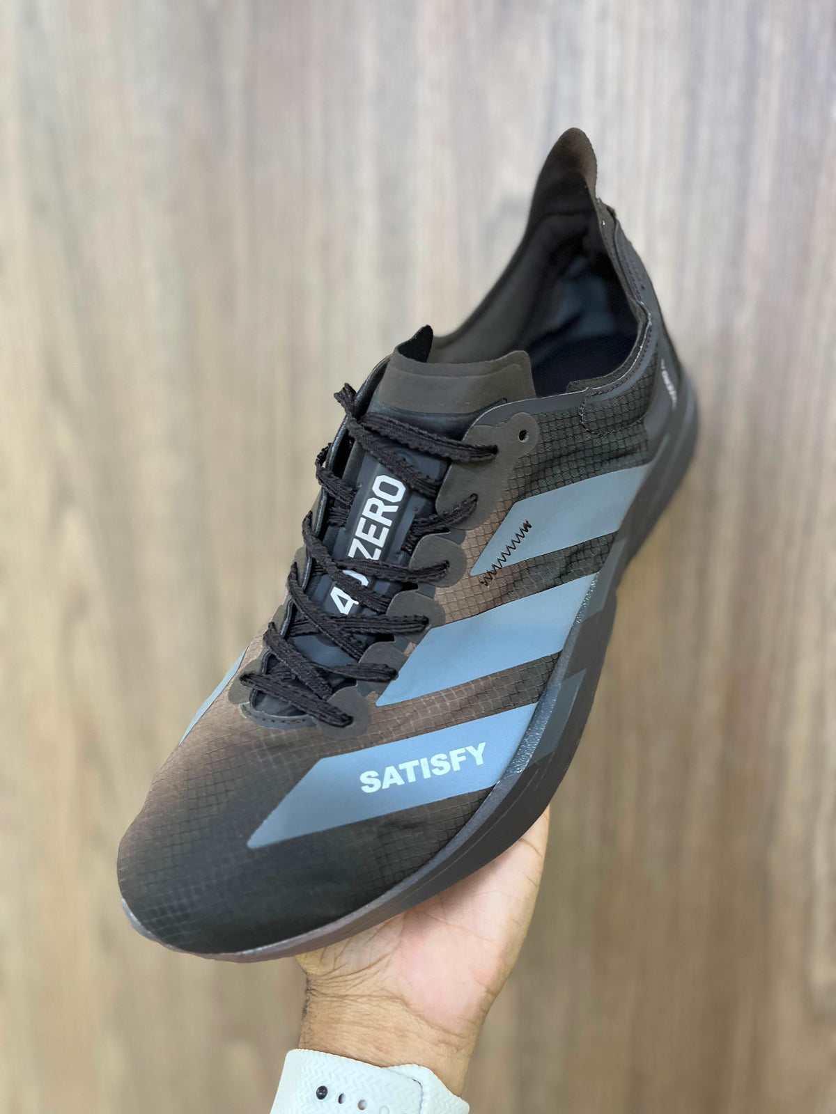 Adidas Adizero Adios Pro 4 - Negro/Marrón - Celeste
