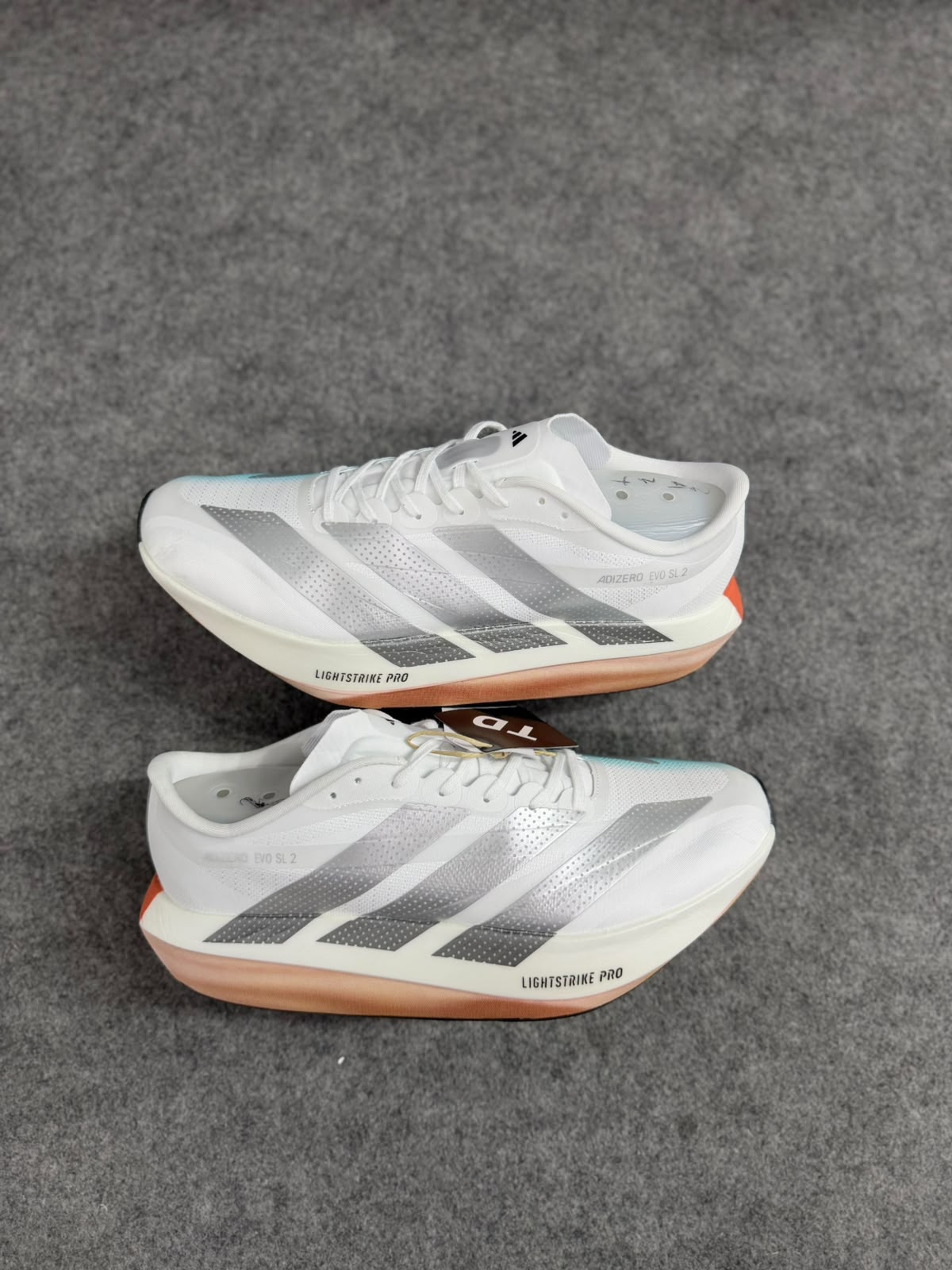Adidas Adizero Evo SL 2 - Blancas-Gris