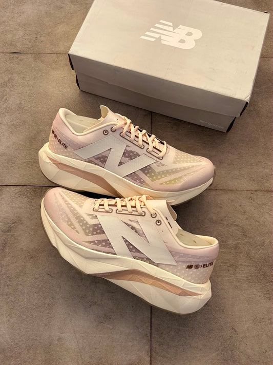 New Balance FuelCell SC Elite V4