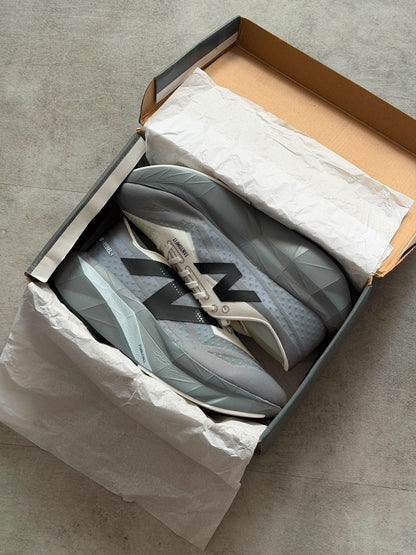 New Balance FuelCell SC Elite V4