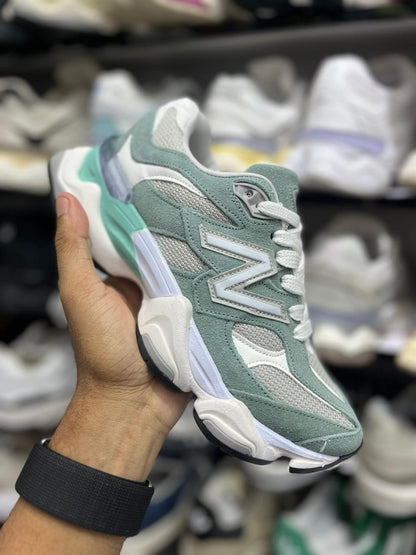 New Balance 9060 - Verde